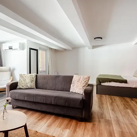 Urban Loft In The Heart Of Taksim דירה איסטמבול
